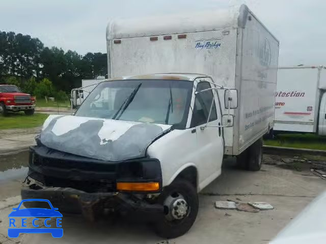 2004 CHEVROLET EXPRESS CU 1GBJG31U241231585 Bild 1