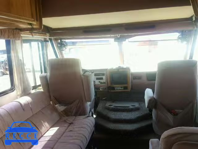 1989 CHEVROLET P30 1GBKP37W9K3302182 image 4