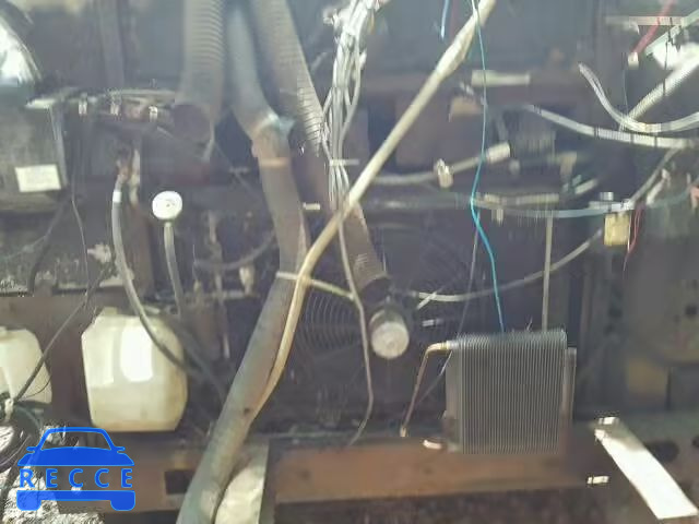 1995 CHEVROLET P30 1GBKP37N9S3316185 image 6