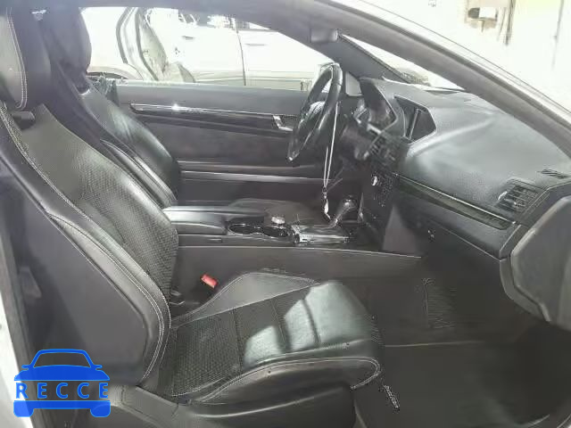2010 MERCEDES-BENZ E550 WDDKJ7CB1AF037932 image 4