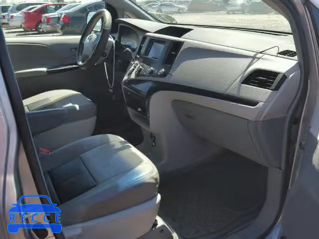 2011 TOYOTA SIENNA 5TDZK3DC6BS022933 image 4