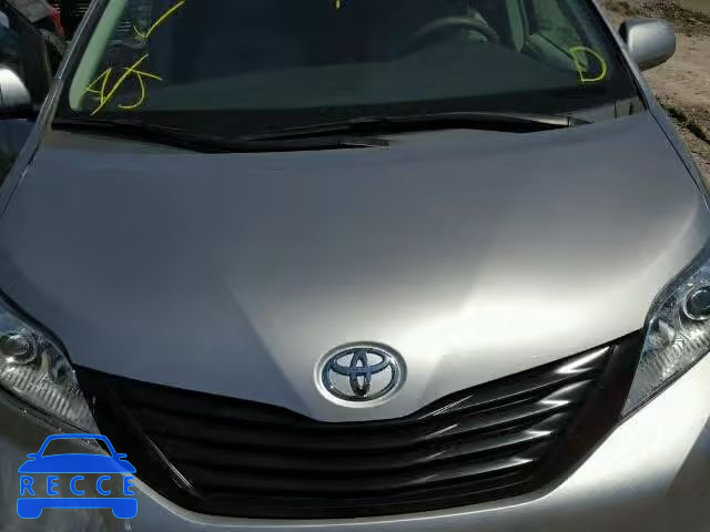 2011 TOYOTA SIENNA 5TDZK3DC6BS022933 image 6