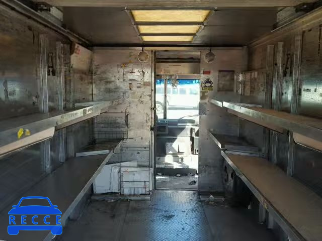 1998 FREIGHTLINER M LINE WAL 4UZA4FF40WC932644 Bild 8