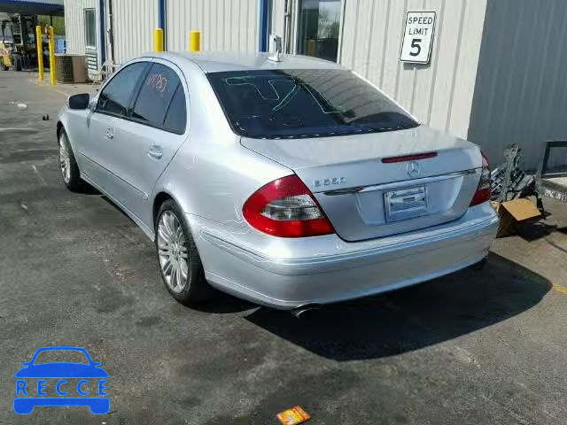 2007 MERCEDES-BENZ E550 WDBUF72X87B009433 image 2