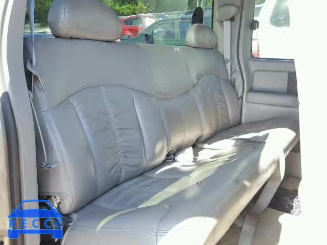 2002 GMC SIERRA C25 1GTHC29U02Z136199 image 5