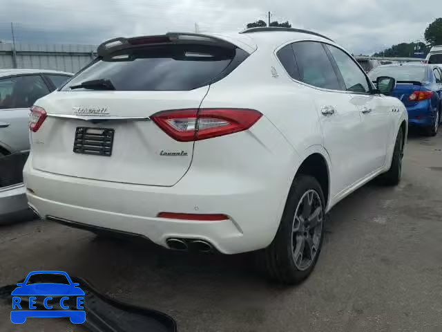 2017 MASERATI LEVANTE ZN661XUS9HX222856 Bild 3