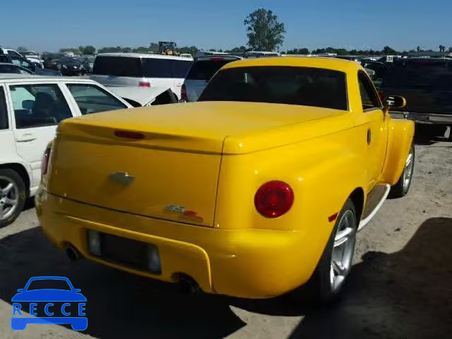 2004 CHEVROLET SSR 1GCES14P94B105126 image 3