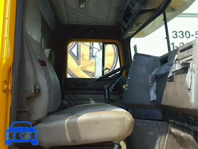 1999 INTERNATIONAL 9200 2HSFMAXR7XC050753 image 4