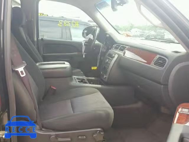 2011 GMC YUKON SLE 1GKS2AE04BR355757 image 4