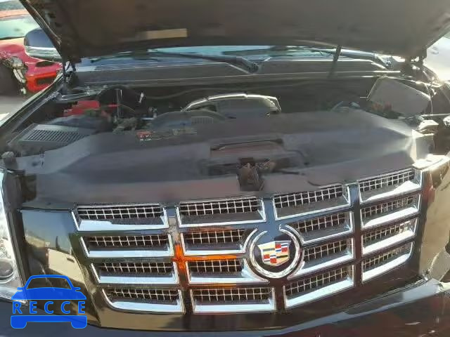 2011 CADILLAC ESCALADE E 1GYS3GEF8BR243070 image 6