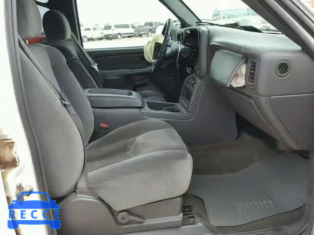 2004 GMC SIERRA C25 1GTHC23GX4F103105 зображення 4