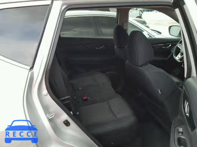 2017 NISSAN ROGUE SV 5N1AT2MN4HC739827 image 5