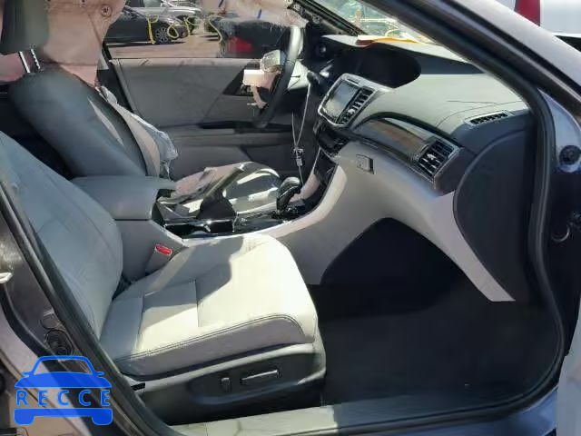 2017 HONDA ACCORD TOU 1HGCR3F95HA034047 image 4