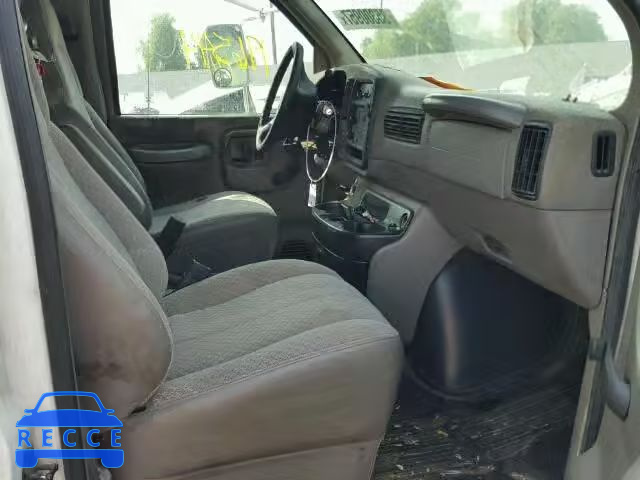 2001 CHEVROLET EXPRESS CU 1GBJG31R711239818 зображення 4