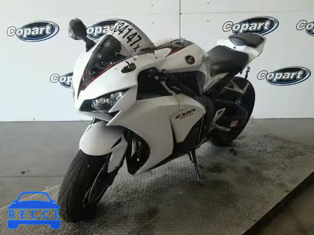 2014 HONDA CBR1000RR JH2SC5974EK300043 Bild 1