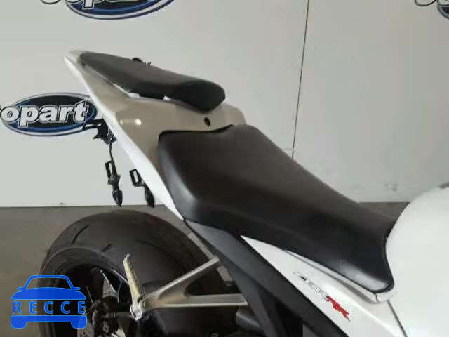 2014 HONDA CBR1000RR JH2SC5974EK300043 Bild 5