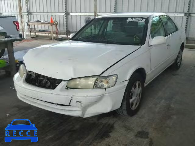 2001 TOYOTA CAMRY 4T1BG22K01U800768 image 1