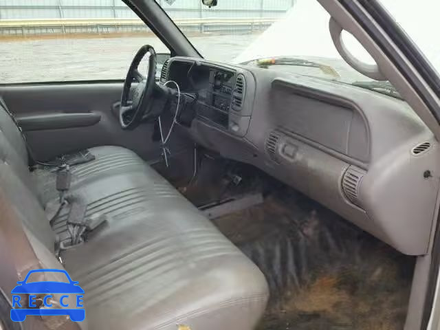 1999 CHEVROLET K2500 SUBU 1GNGK26R9XJ524110 image 4