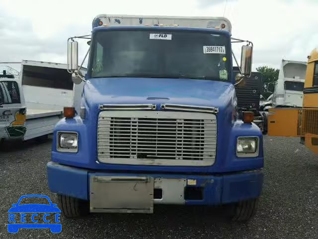 2000 FREIGHTLINER MED CONV F 1FV6HJAA6YHG03278 зображення 8