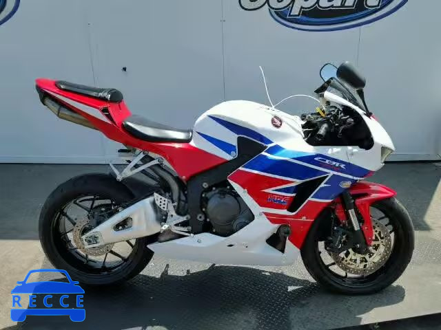 2016 HONDA CBR600RR JH2PC40J0GK200811 image 8