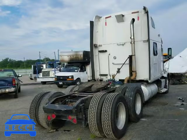 2004 PETERBILT CONVENTION 1XP7DB9X84D814165 Bild 3