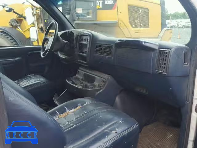 1999 CHEVROLET G3500 EXPR 1GBJG31R7X1028143 зображення 4