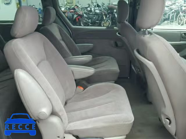 2002 CHRYSLER VOYAGER LX 1C4GJ45342B592550 image 5