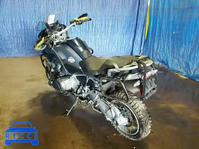 2015 BMW R1200GS WB10A1108FZ188902 Bild 2