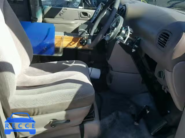 2003 CHRYSLER VOYAGER 1C4GJ25B93B225849 image 4