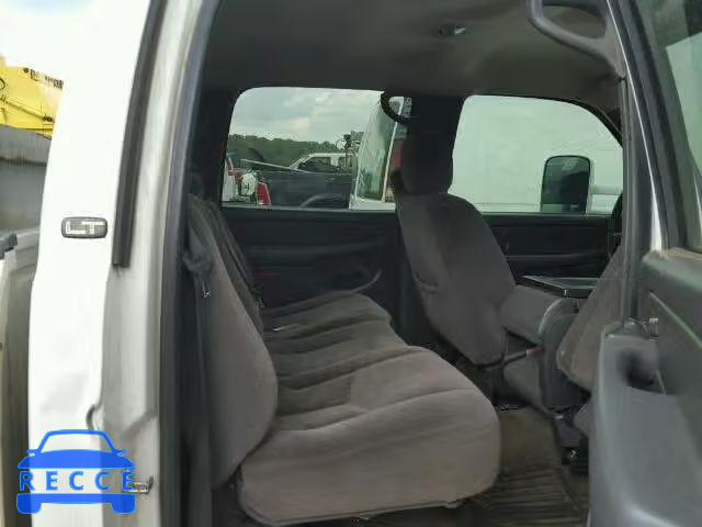 2006 CHEVROLET 3500 1GCJK33D06F204396 image 5