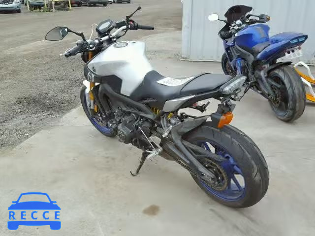 2015 YAMAHA FZ09 JYARN33E1FA006227 Bild 2