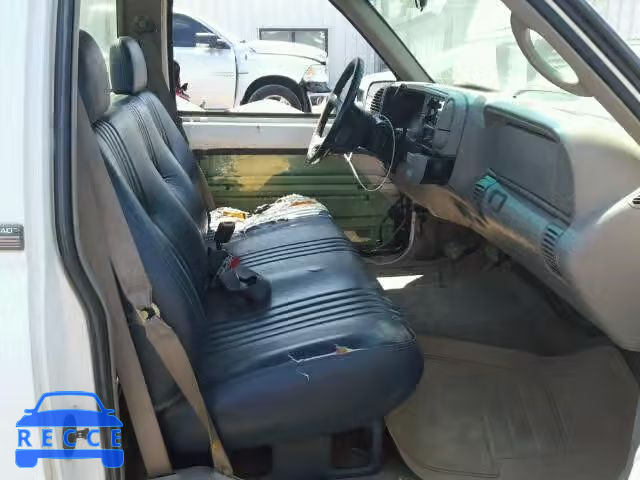 1997 CHEVROLET C2500 1GCFC24M3VE179137 image 4