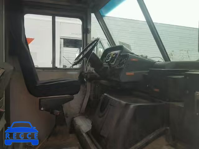 2001 FREIGHTLINER M LINE WAL 4UZAANBW51CJ22235 image 4