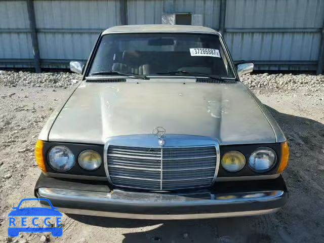 1985 MERCEDES-BENZ 300DT WDBAB33C3FA271979 Bild 8