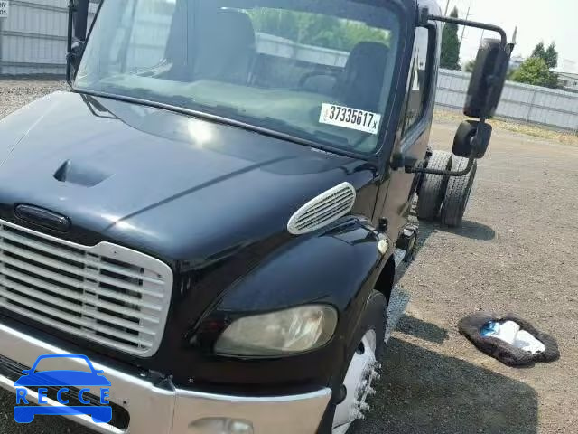 2005 FREIGHTLINER M2 106 MED 1FVACWDC45HV16331 Bild 1