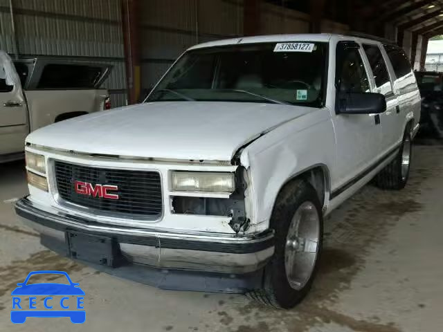 1998 GMC C1500 SUBU 3GKEC16RXWG509126 Bild 1