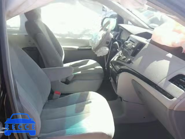 2011 TOYOTA SIENNA 5TDZK3DC6BS127861 image 4
