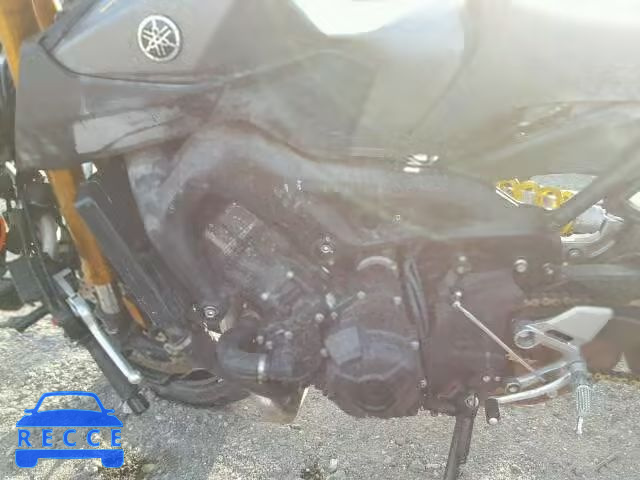 2015 YAMAHA FZ09 JYARN33E2FA005944 image 8