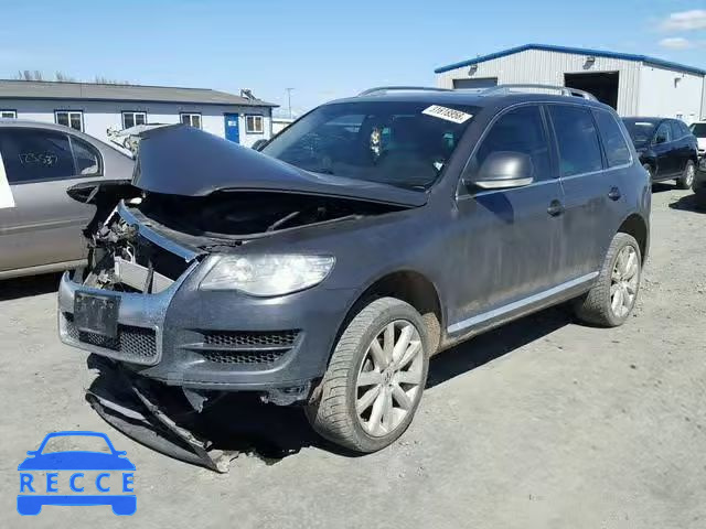 2010 VOLKSWAGEN TOUAREG TD WVGFK7A98AD000148 image 1