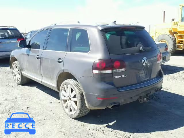 2010 VOLKSWAGEN TOUAREG TD WVGFK7A98AD000148 image 2