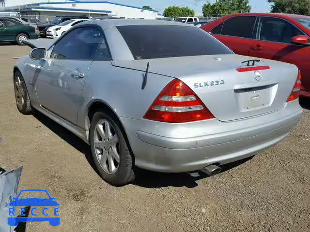 2003 MERCEDES-BENZ SLK 230 KO WDBKK49F13F288032 image 2