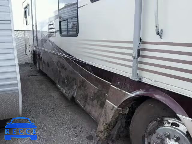 2000 FREIGHTLINER CHASSIS X 4UZ6XJCA2YCH17072 Bild 8