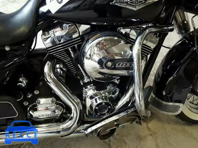 2015 HARLEY-DAVIDSON FLHR ROAD 1HD1FBM35FB686292 Bild 6