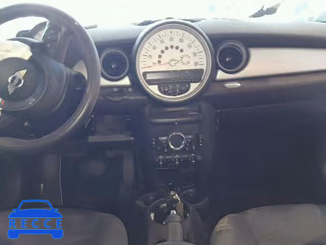2014 MINI COOPER CLU WMWZF3C51ET492250 image 8