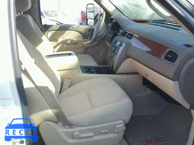 2012 GMC YUKON XL C 1GKW1NEGXCR297132 Bild 4