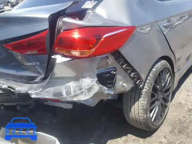 2017 HYUNDAI ELANTRA SP KMHD04LB6HU326102 image 9
