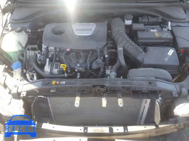 2017 HYUNDAI ELANTRA SP KMHD04LB6HU326102 image 6