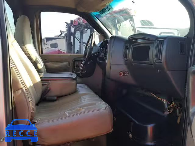 2004 GMC C5500 C5C0 1GDG5C1E74F900355 image 4