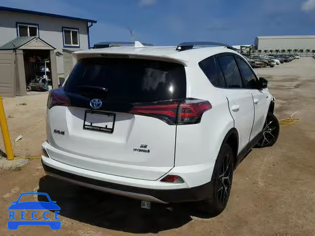 2017 TOYOTA RAV4 HV SE JTMJJREV8HD133359 Bild 3