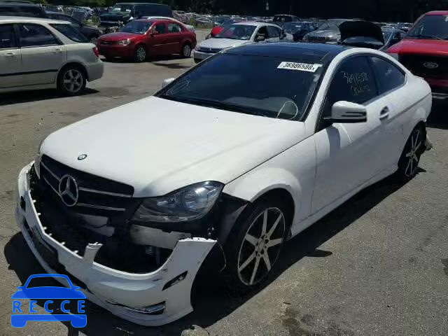 2015 MERCEDES-BENZ C 250 WDDGJ4HB9FG413971 image 1